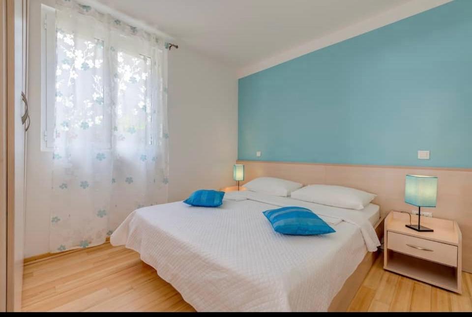 Apartment Promenade Zlatni Rat Bol Dış mekan fotoğraf